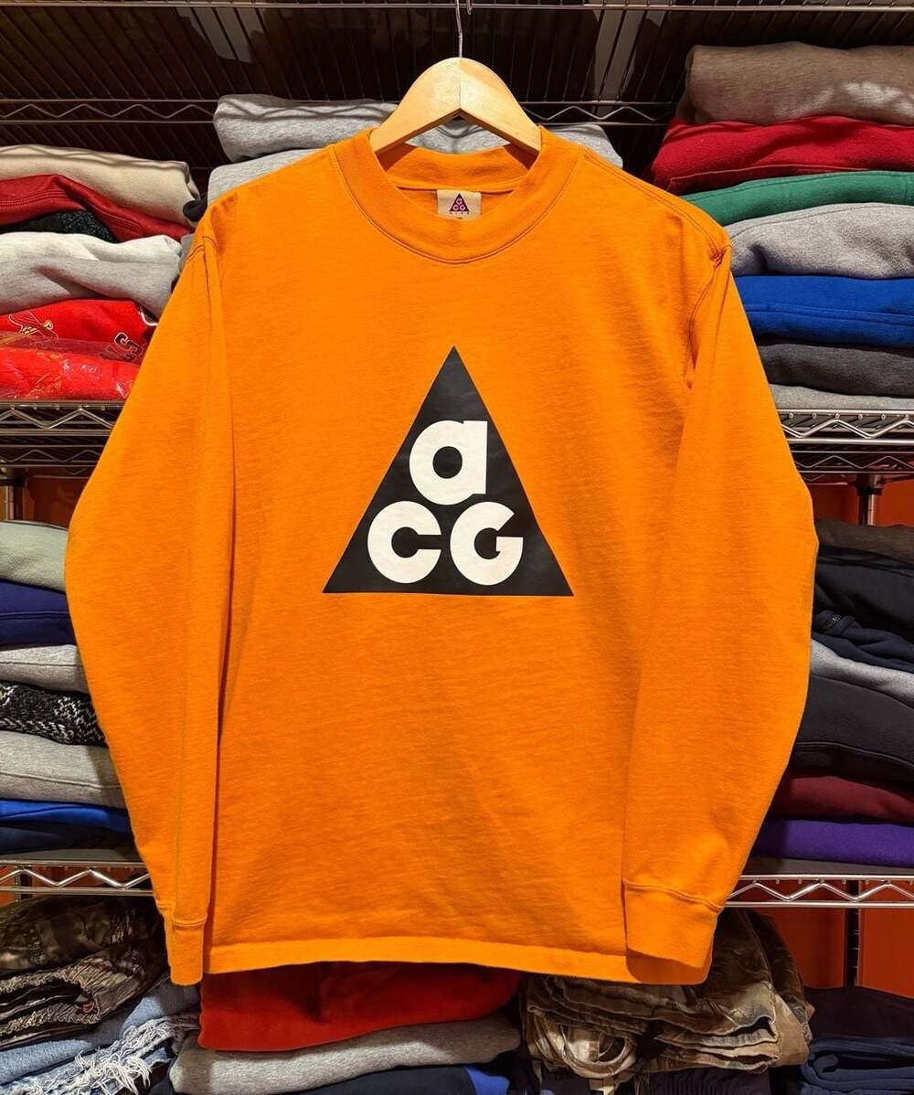Nike ACG Logo All Conditions Gear Orange Long Sleeve Tee T-Shirt Size S